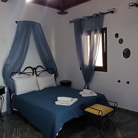 Artemis Bungalows Стафилос Екстериор снимка