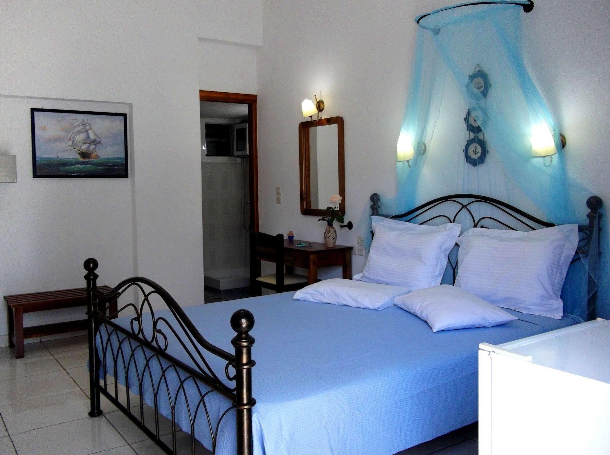 Artemis Bungalows Стафилос Екстериор снимка