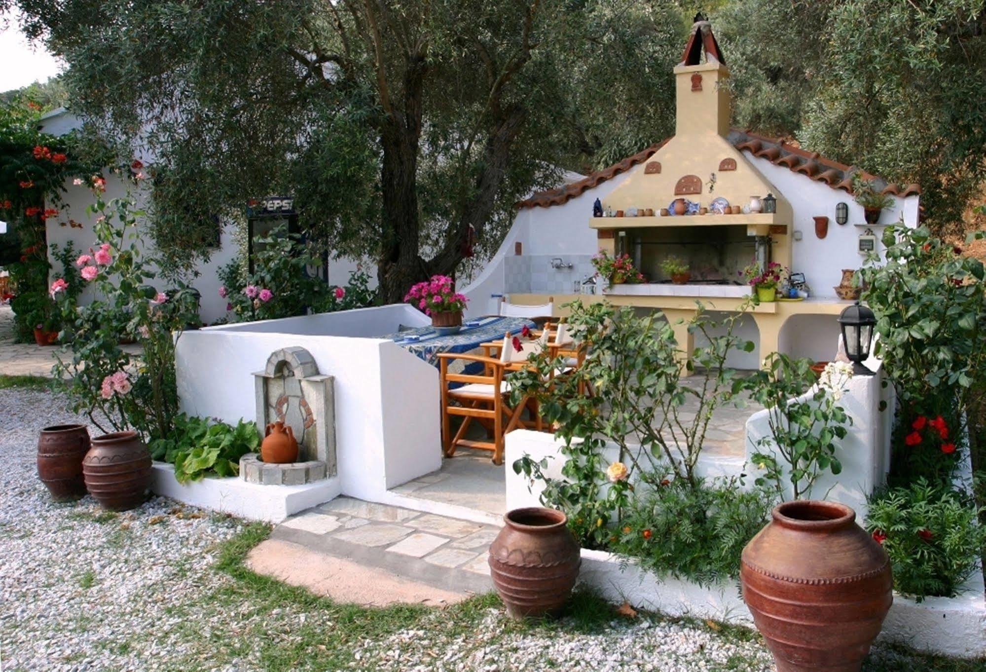Artemis Bungalows Стафилос Екстериор снимка